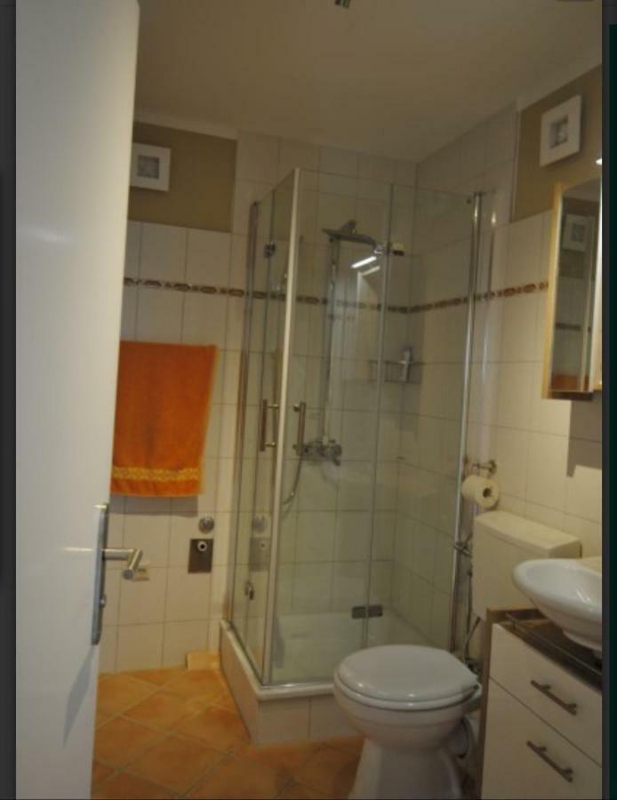 Schwalbennest Appartement Lübeck Buitenkant foto